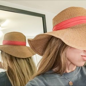 Floppy Straw Sunhat